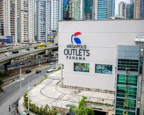 Megapolis Outlets Multicentro Panamá