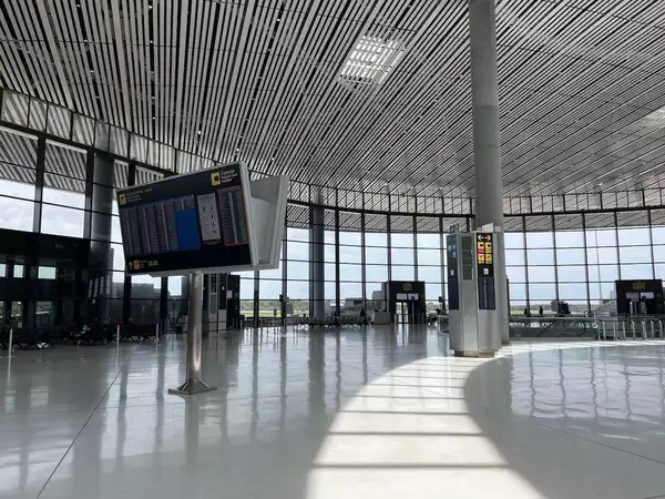 Terminal 2 PTY